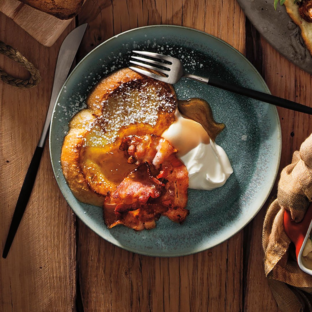 Chobani's tweet photo. #FrenchToastDay game, strong. #madewithchobani Recipe: https://t.co/voZ7DksRUi https://t.co/5pFlm2l3cO