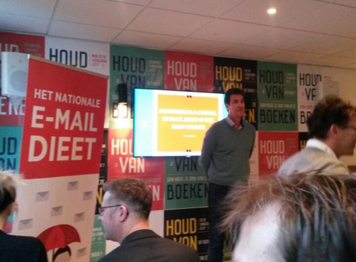 FreekGD's tweet photo. @RHDHV_NL doet mee aan de E-tox mail! #wequitmail #wqm @wequitmail https://t.co/yEbHwOUfhU