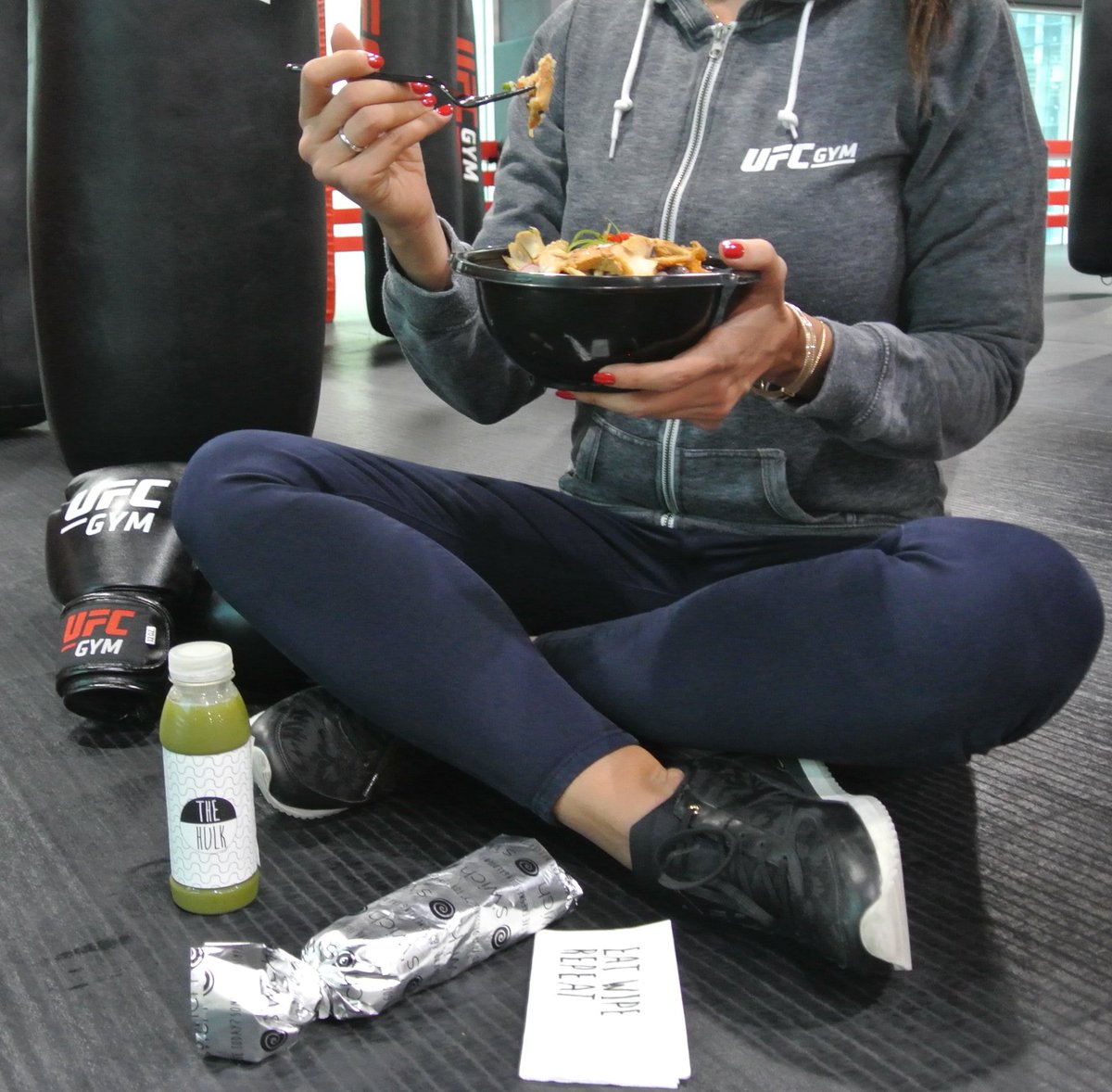 myswich's tweet photo. That post-work out treat
#myswich #healthylifestyle #shawarmaaddict #cardio #ufcgym #Fitfam #Getoutside #mydubai https://t.co/WXGw5udDhF