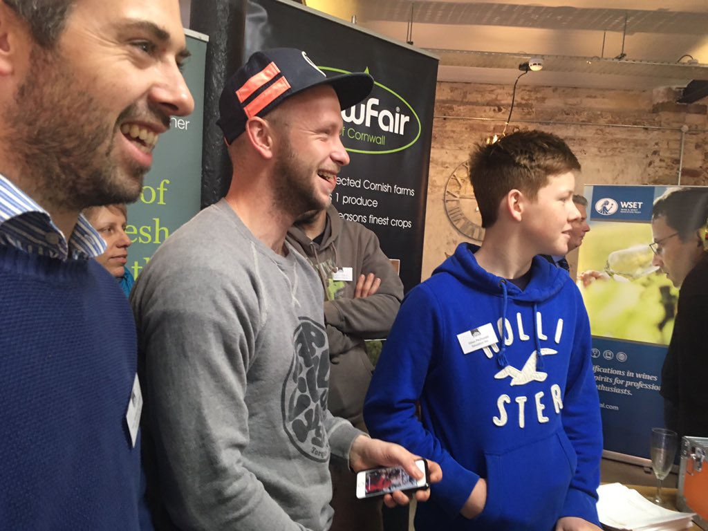 <a href="/thechefsforum/">𝚃𝚑𝚎 𝙲𝚑𝚎𝚏𝚜’ 𝙵𝚘𝚛𝚞𝚖®🍽</a> trying to keep these 3 behaving 🤘🏻<a href="/ChefJmason/">James Mason</a> <a href="/justsayyeschef/">Ethan Macdonald</a> #lovelocal @cookinexeter <a href="/SWChefComp/">SWChefComp</a>