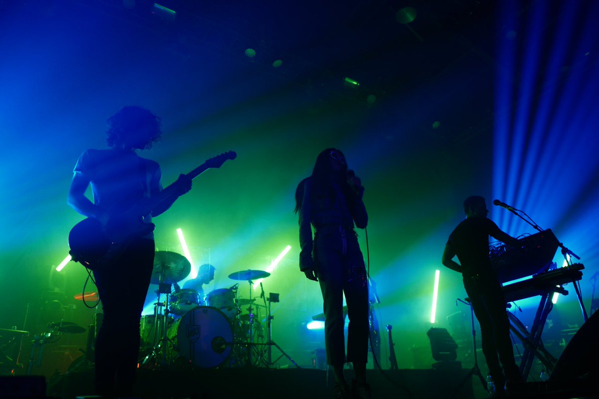 thisisMAILAN's tweet photo. #Paris on est là 🐸! A ce soir au #zenith 🚀
Paris here we are, see you tonight at @Zenith_Paris !! 💙💚#home #M83 @M83 #junktour https://t.co/bT9LMYuVsT