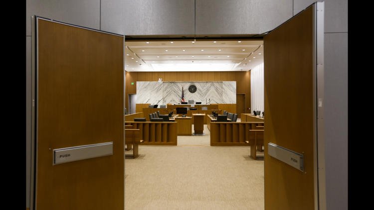 latimes's tweet photo. California bar association considers ban on attorneys having sex with clients; some lawyers object https://t.co/43Ii4H80H3 https://t.co/CBrBfdEUZb