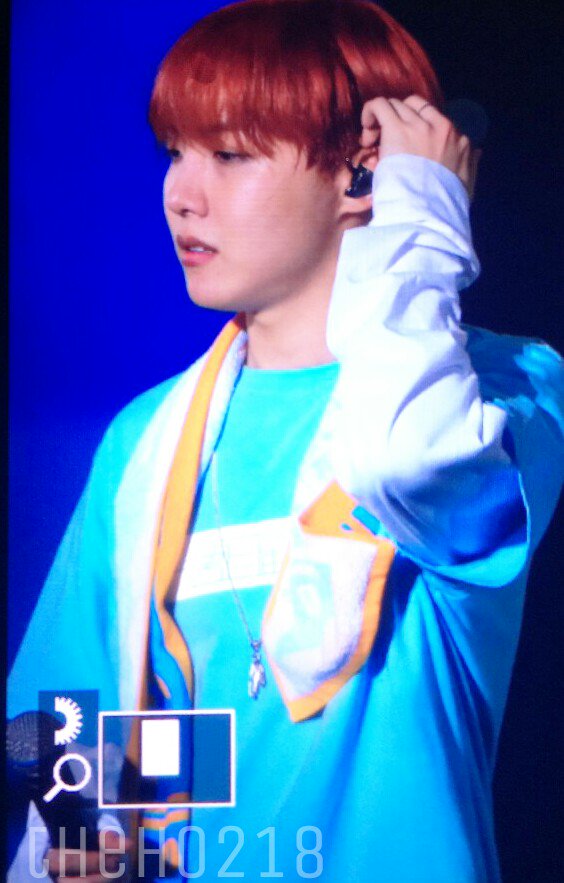oddbaxll's tweet photo. Bulletproof_SG: RT THEHO218: 161128 지몽이 #호비 ❤ BTS_twt https://t.co/jRaxTwzyn9