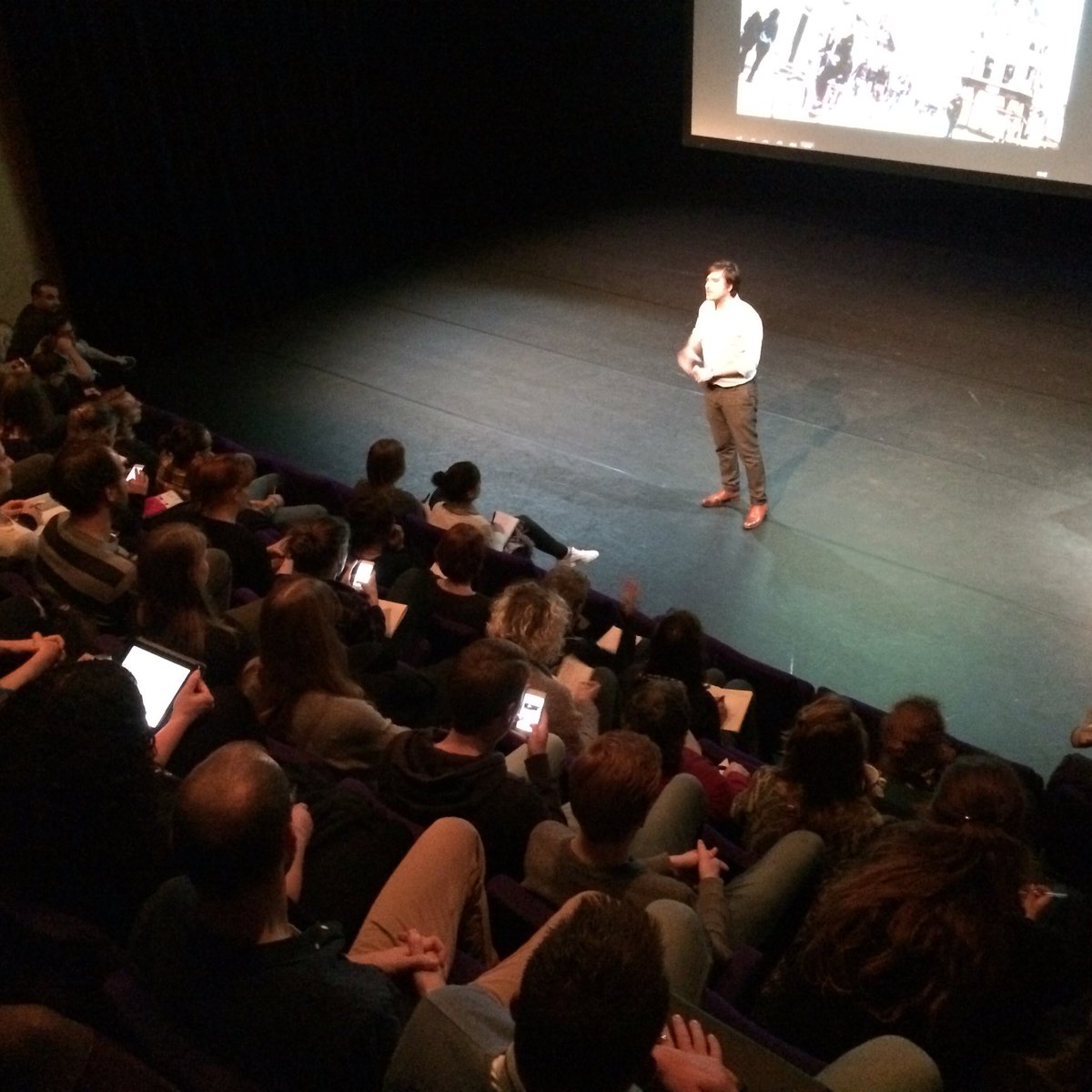 melindegerber's tweet image. En het is begonnen de laatste marketingbijeenkomst (vh jaar) van @SCU030 olv @OscarKocken #cultuur #utrecht