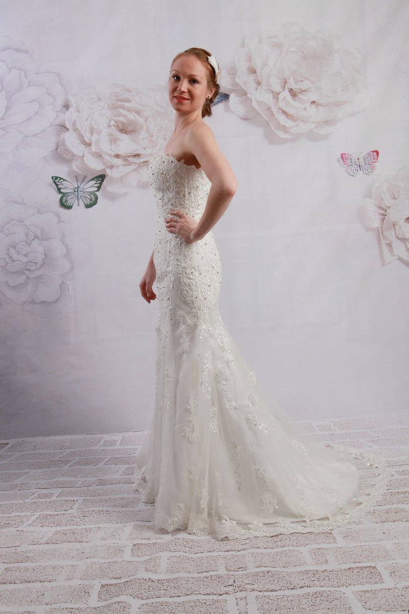 PFdesigns's tweet photo. Check out this Swan Lake style bridal dress. https://t.co/qUyyyndvvg