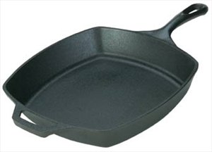 Happy #FrenchToastDay! Check Out This Cast Iron Skillet From <a href="/LodgeCastIron/">Lodge Cast Iron</a> bit.ly/2fsk8LO #chef