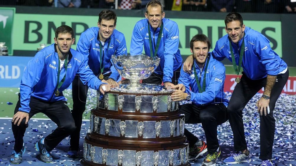 "Traguen veneno, acepten la injusticia que todo se equilibra al final". Marcelo Bielsa 📝