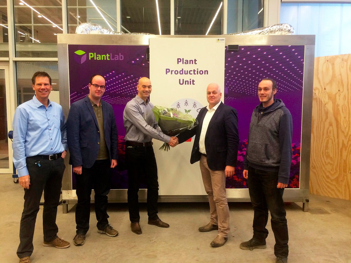 PlantLab tweet media
