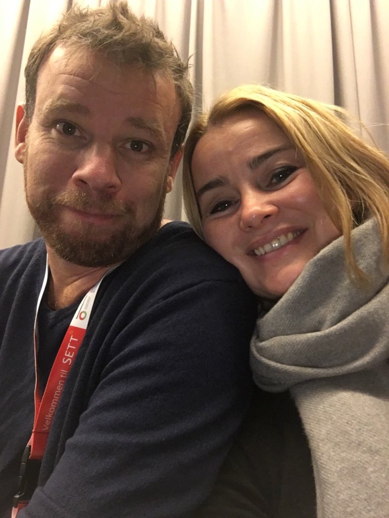 hegess's tweet photo. #settdate med husbonden @simenspurkland #sett16 https://t.co/cDsHV2QZEE