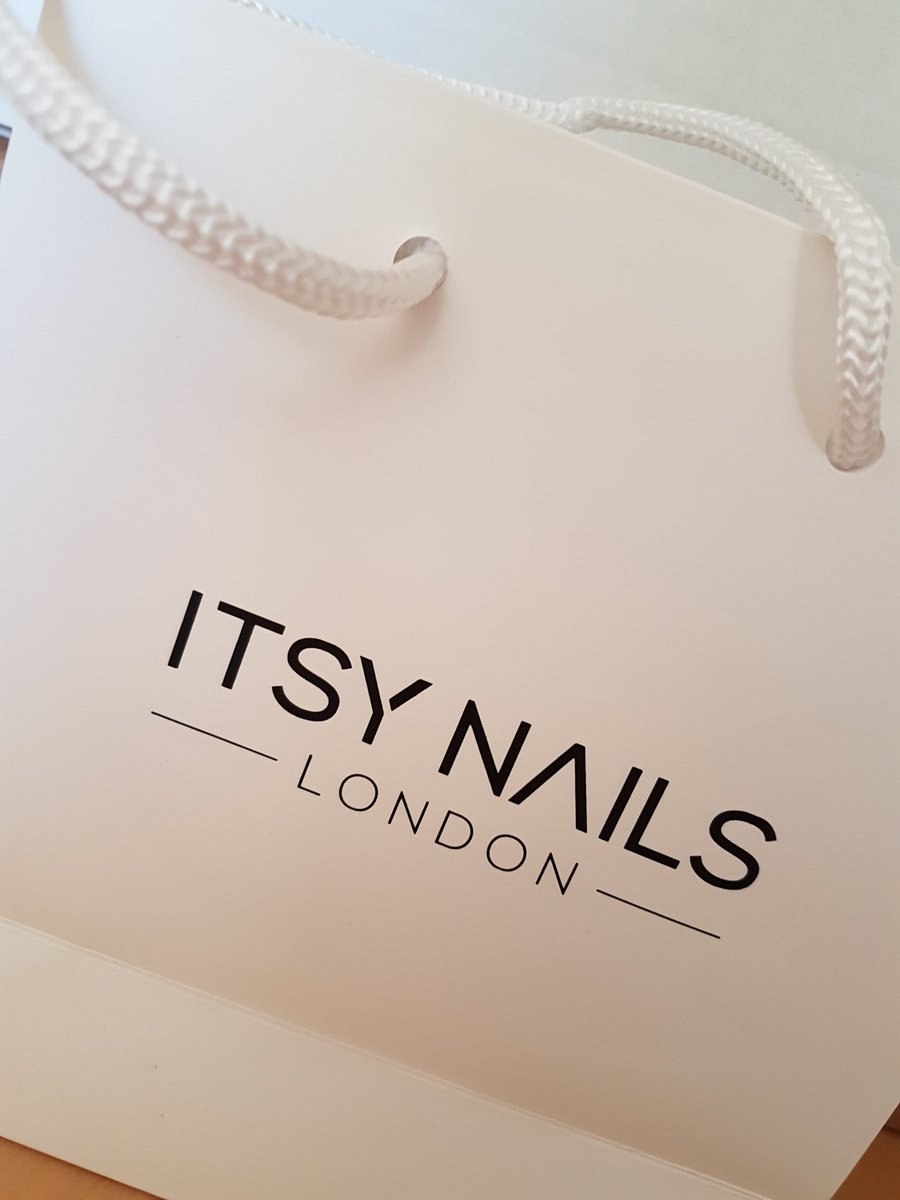 labelslisaloves's tweet photo. They've arrived 😊💅 #itsynailslondon #itsynailsuk #itsygirl #DuraPRO #CyberMonday #bbloggers #beauty #bblogger #pamper #nails #nailswag https://t.co/0pWjGSUDwi