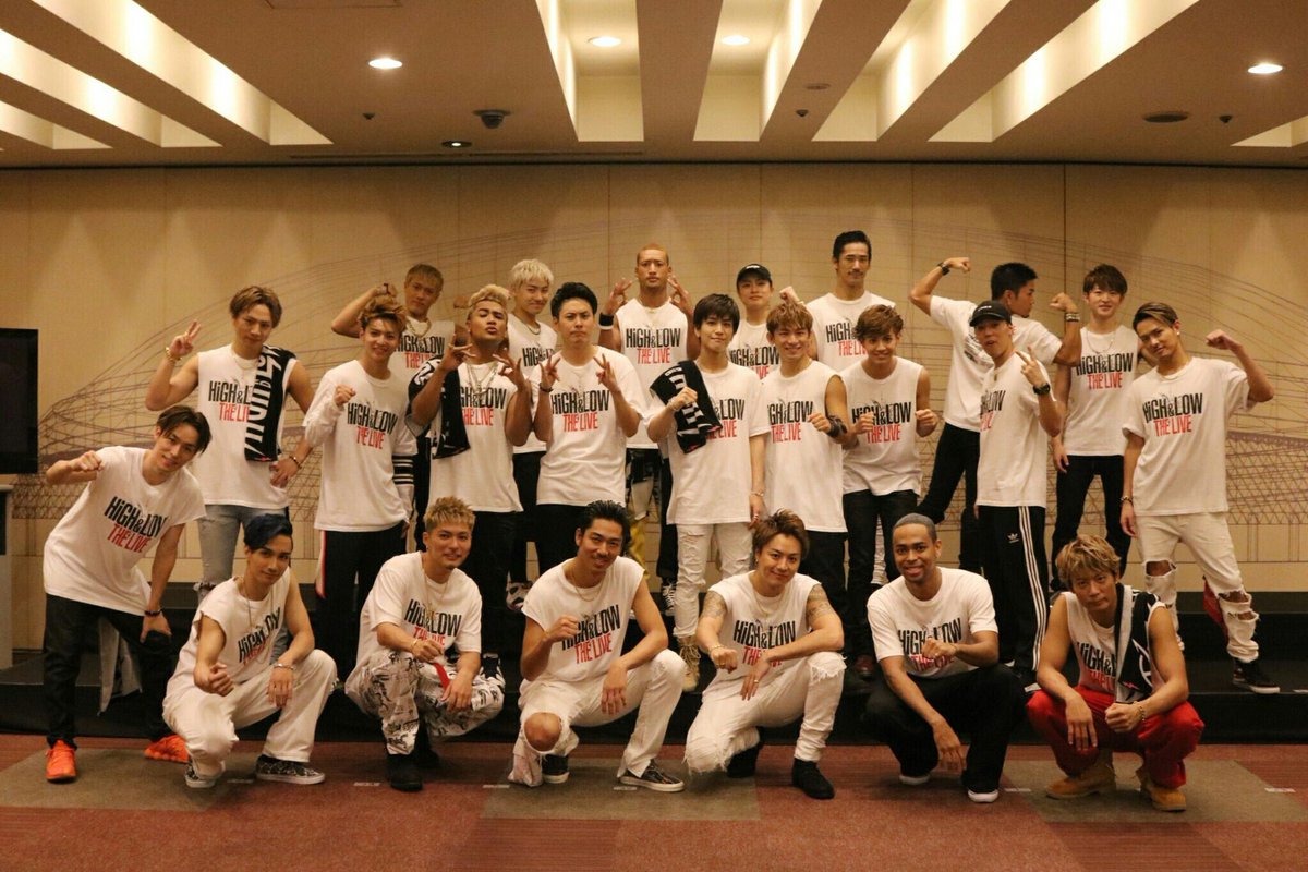 ryouta_24karats's tweet photo. フォロワーさん1000人なったって言うことでタグします

[❇]EXILE TRIBE

[👑]EXILE

[✴]EXILE THESECOND

[🔯]三代目J soul brothers

[💫]GENERATIONS

 #LDHファンさんと繋がりたい https://t.co/6dtztjj5El