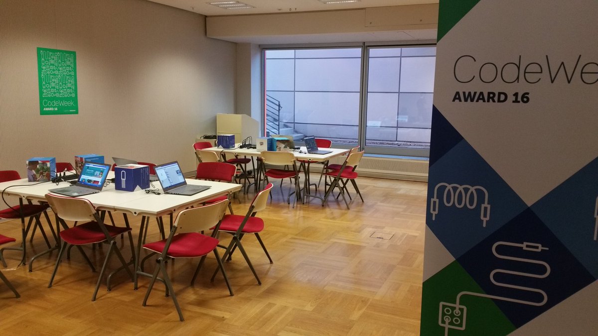 codeweekaward's tweet photo. Wir sind mit @CoderDojoBerlin und @DojoPotsdam auf der 6. BOP-Jahrestagung im #bcc in Berlin. Gleich wird gescratcht! https://t.co/w20qMjLHAJ