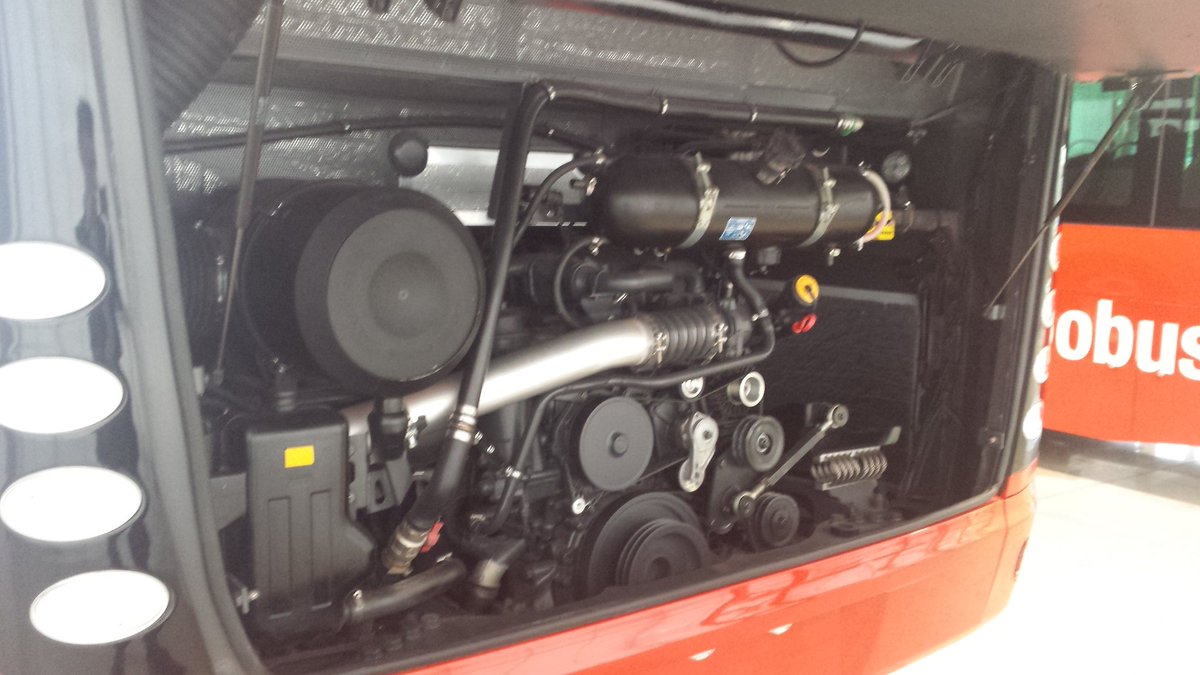 johnbickerton's tweet image. Not a bad looking bus at all from @ScaniaUK @IrizarUK for our contract services. Side by side with electric variant too #samecolour