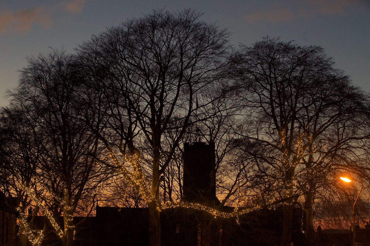ianwylie's tweet photo. A dazzling Corbridge Christmas. Have been out again tonight (Mon). Full set of photos at: https://t.co/DmGGqO6QJT #Northumberland https://t.co/OhnPjtyfsi