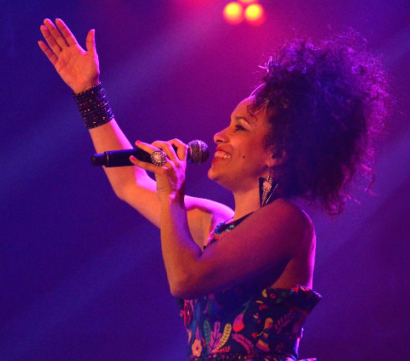 LEMIX_MAG's tweet photo. Retour sur le spectacle éclectique et électrique de @layegros et @lascafeteras au National à Montréal https://t.co/RuIqsuxhxr #lemixmag https://t.co/lApeft6EUF