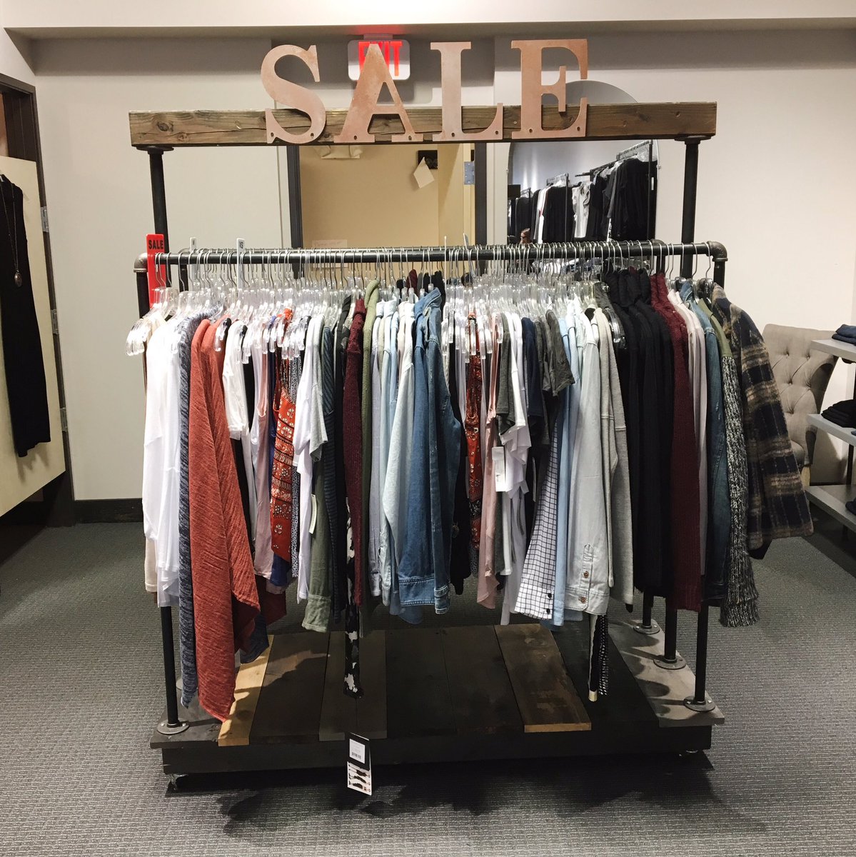 Shop_RearEnds's tweet photo. Come check out the amazing brands we have on sale😊 open until 6 today! https://t.co/HzNFMTOD8u