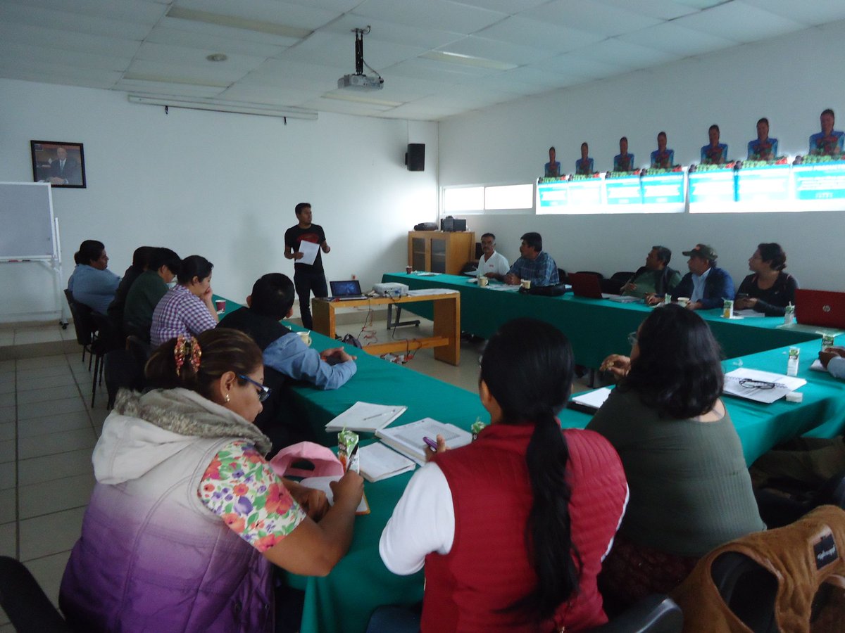 CEIR_UACh's tweet photo. Sesión de #GEIT_EXT Mixto "Elemento 4 y revisión de avances del Elemento 2 y 3",participan extensionistas #CEIR_UACh_Morelos https://t.co/DMflcieTAE
