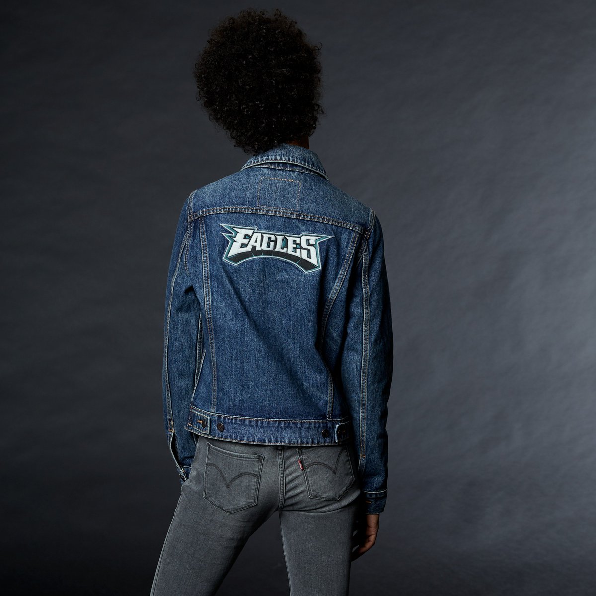 Levi's® (LEVIS) Twitter