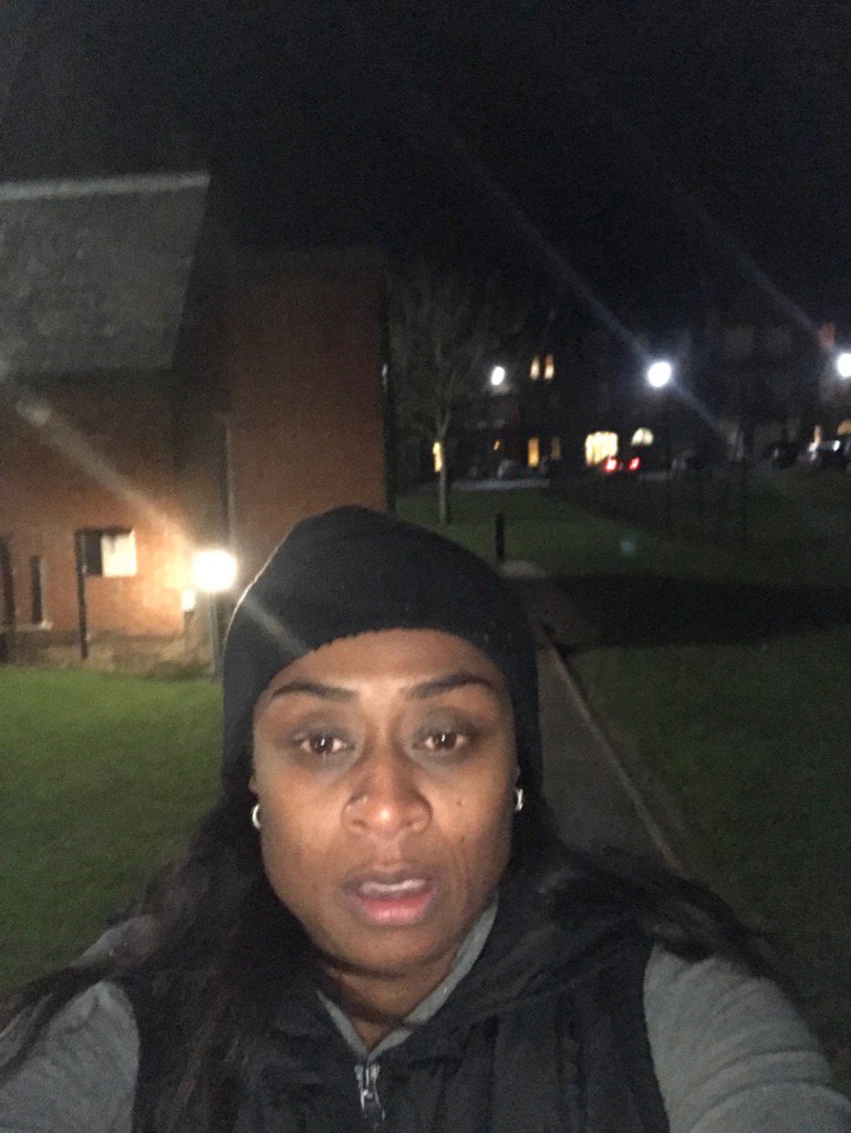 RobinsonOly's tweet photo. Yes I can #nighttimerun #mytime #mummyvloggers https://t.co/ymZ8rxQKyS