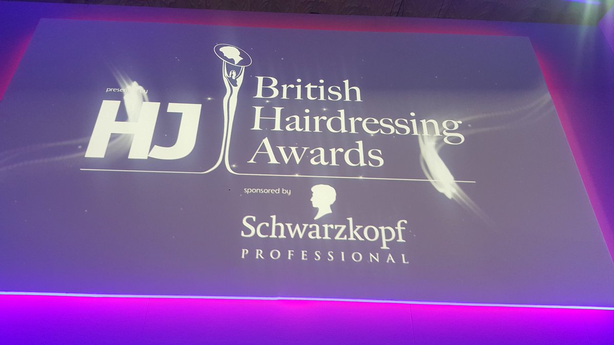 Ohhh yeahhh peeps looks like I will be changing my hair again out at the #BHA2016 xxx