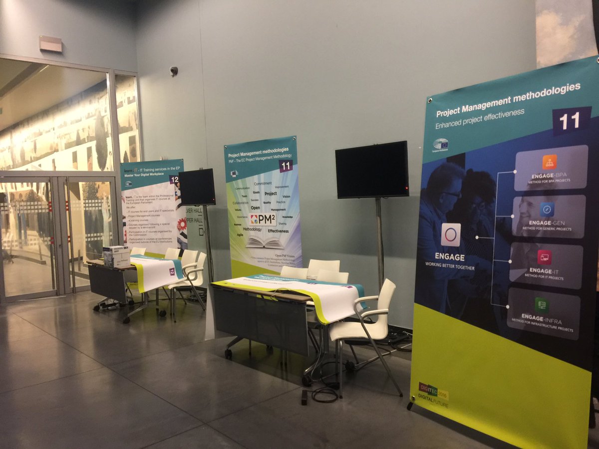 thompni's tweet photo. #digitec16 is actually going to happen, Its growing in front of my eyes #ep_technology https://t.co/UfSOzEaJes