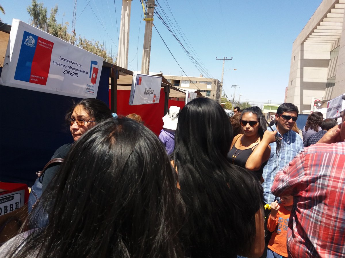 superir_gob's tweet photo. #SIyR #Antofagasta participa en Plaza de la Mujer #Loina organizada por @loa_gober. En la oportunidad se entregó info sobre #Ley20720 https://t.co/0NLG2cgEgV