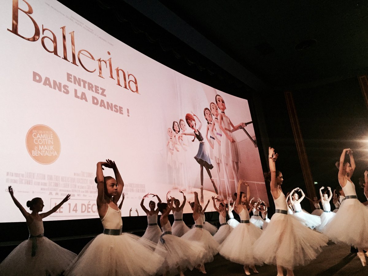 Metavers360's tweet photo. Nous étions ce week-end à l'avant-première de "Ballerina" à #Paris, avec @CotinCamille et @MalikBentalha ! Images en 360 très bientôt. https://t.co/Uo324O26Ic