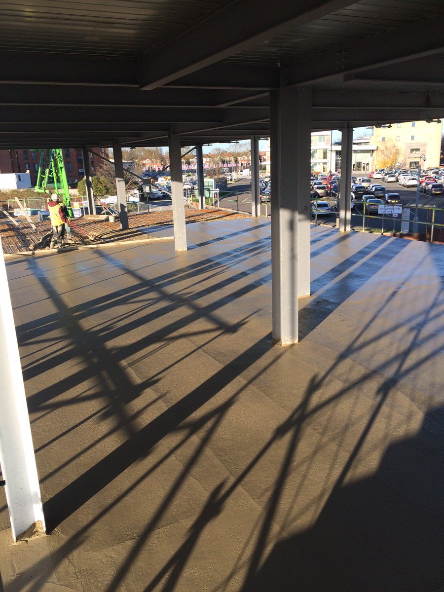 ParkwayMK's tweet photo. Week 13 at The Kennel Club, Aylesbury! #hewletts #kgm #abbeyflooring #bfb https://t.co/rR4OuCwyB6