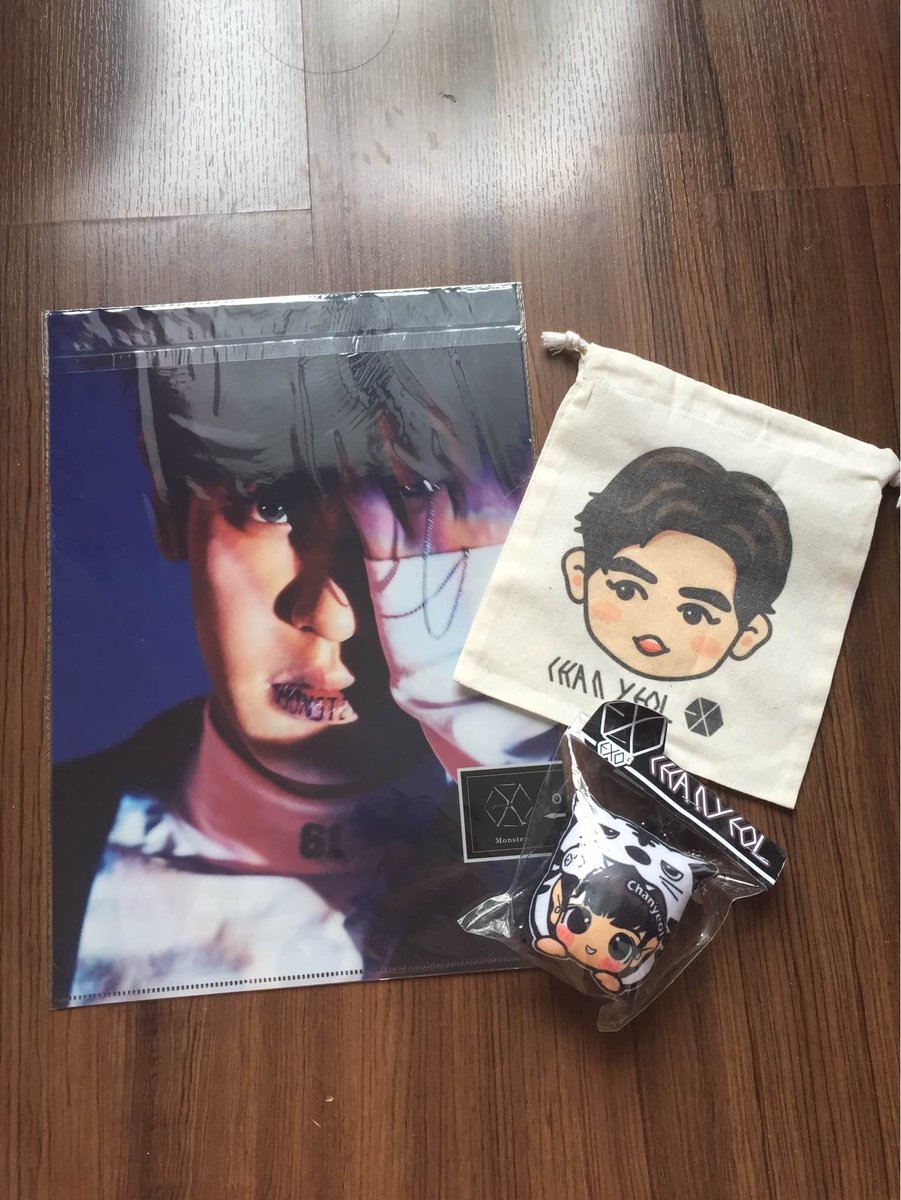 smilesweet_shop's tweet photo. เซ็ตชานยอล
-แฟ้ม
-พวงกุญแจ
-กระเป๋าหูรูด
-ของอย่างละชิ้น
💰ราคา320฿💰
#ตลาดนัดEXO #chanyoel #ExoMMA https://t.co/jGXWkvRoAq