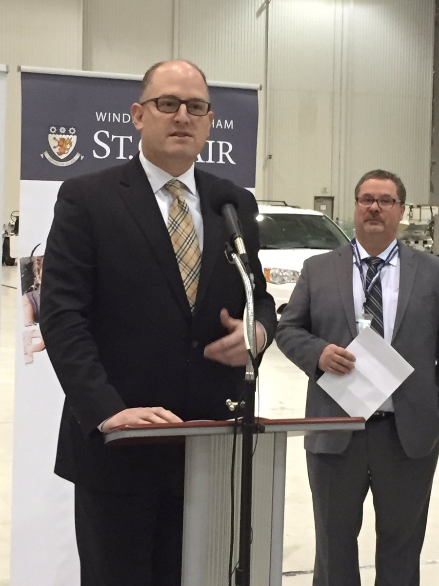 StClairCollege's tweet photo. Premier Aviation and St. Clair College announce training partnership to train 36 people for jobs at Premier. https://t.co/N8PAXVCxW6