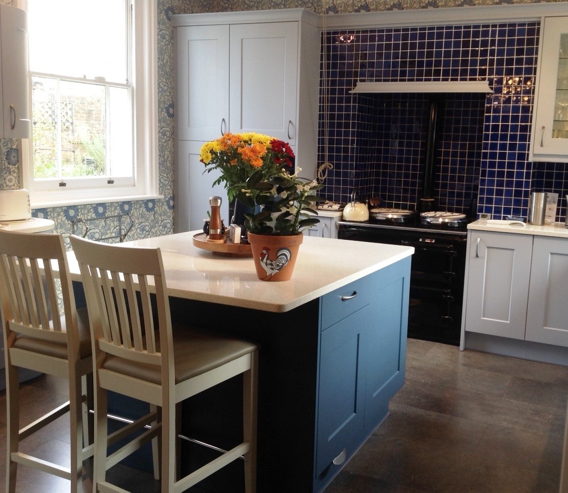 KitchensCentral's tweet photo. Our client loves Blue so what better than @Burbidgekitchen Stowe in Old Navy and Cornflower topped with @LandfordStone Teltos Bianco Stella? https://t.co/73xHTsjKMB
