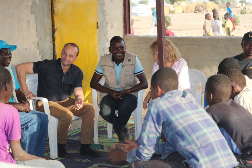 Visiting #Diffa ChildFriendlySpaces & PeerEducators:RD @Manuel_Fontaine @Unicefniger Rep @VivianVanSt @theIRC #Niger