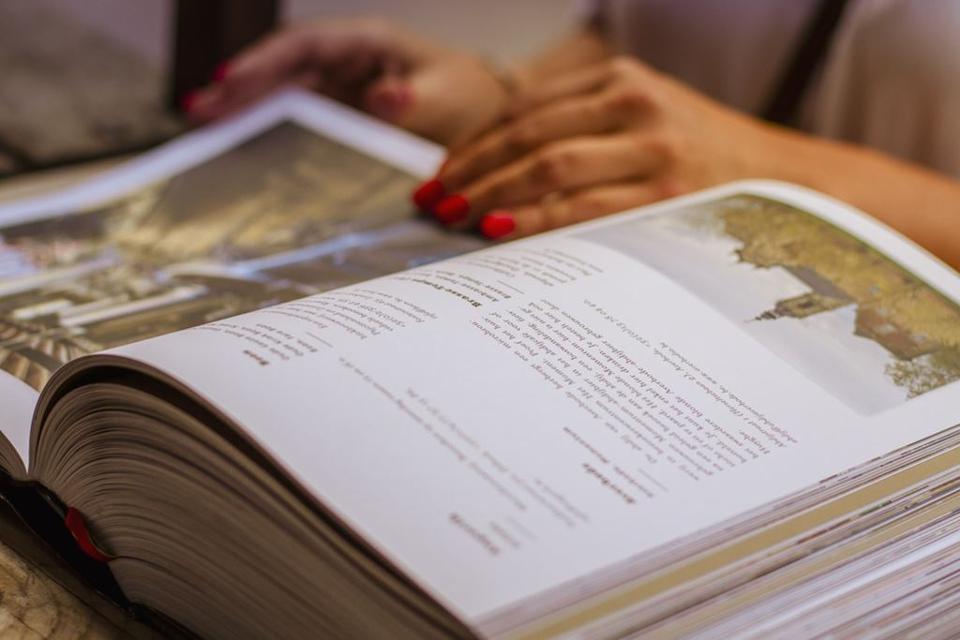 Need a good gift idea for the beer lover in your life? Pick up one of these fantastic beer related books! bit.ly/2gzIE9T