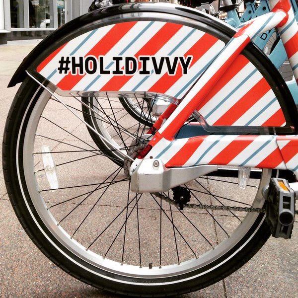 DivvyBikes's tweet photo. #HOLIDIVVY is back! Spot the candy cane bike &amp; share a pic for chance to win an Annual Membership! Bike starts rolling 1pm at Daley Plaza. https://t.co/c9eVYygSAo