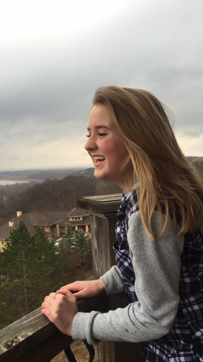 Katelyn_Axelson's tweet photo. happy birthday to my absolute best friend :)))) https://t.co/H0BGZAd27j