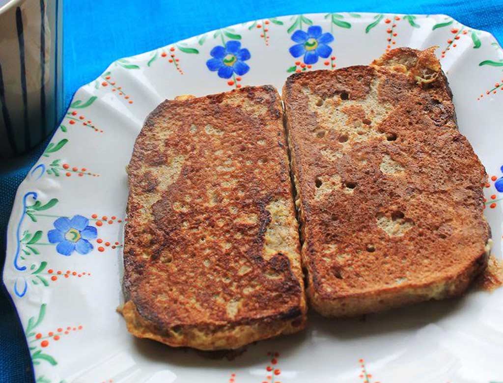 McCambridgeBrd's tweet photo. Its #FrenchToastDay Yes you can make it with McCambridge bread! 
:
#breakfast #November #FrenchToast  #nationalfrenchtoastday #betterontoast https://t.co/8za0ZQmmia