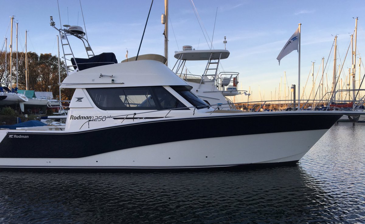 RBSMARINE's tweet photo. Ready to be picked up by her new owner - stunning @RodmanPolyships 1250 #properboat https://t.co/tSveJ3wO6B