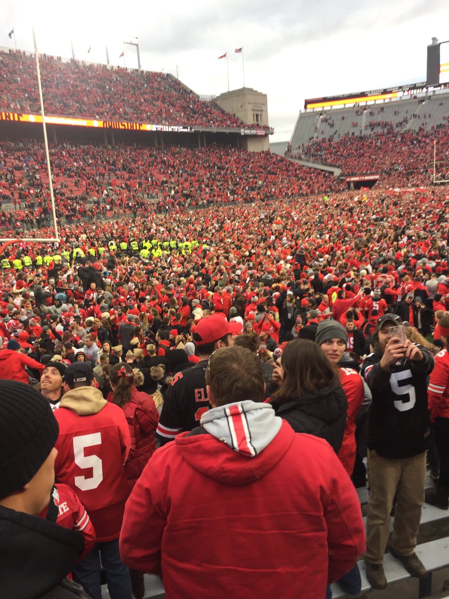 FRCCbus's tweet image. Hang on Sloopy is still my favorite song right now! #GoBucks #TheGame