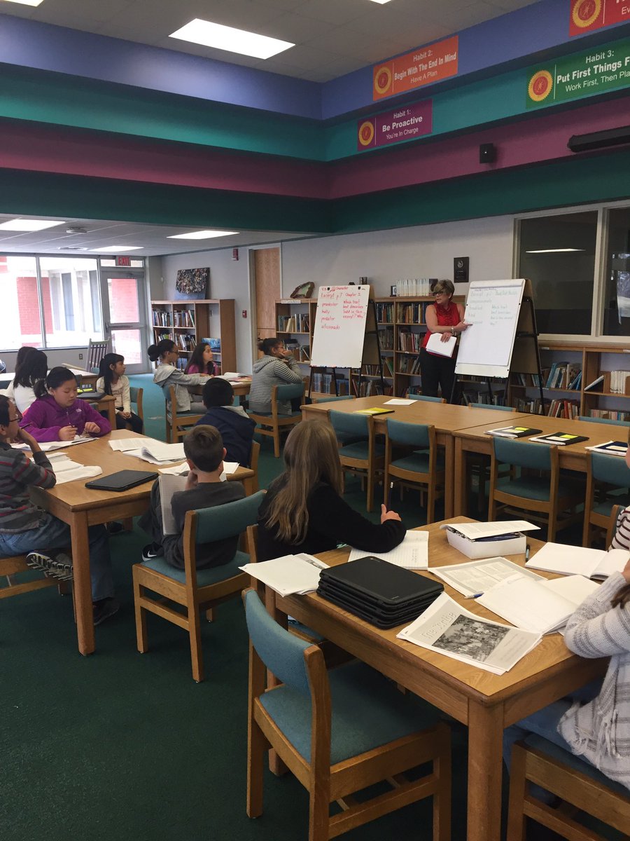 kkimor's tweet photo. Lots of energy and brainpower at work this morning at Jones. #AIGrocks https://t.co/BdI6Yqpd7Z