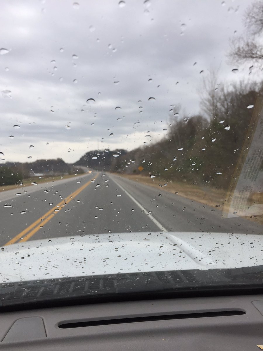 tnbuccofan's tweet photo. @DanielleBreezy Can you tell me what this is on my windshield? #isitrain? 😂 https://t.co/vYqS8FCdXQ