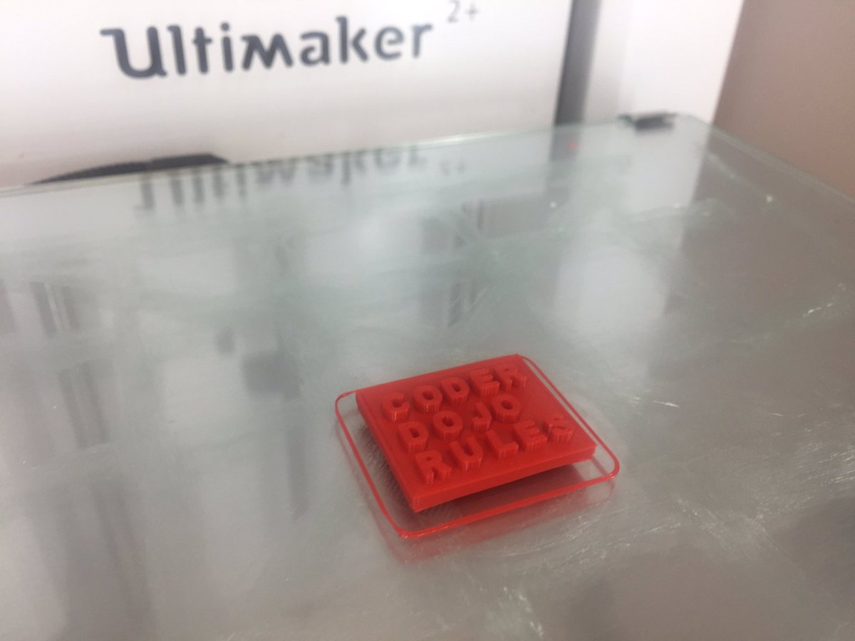 highlandcoder's tweet image. 3D printer working for tomorrow&apos;s #coderdojo should be fun!