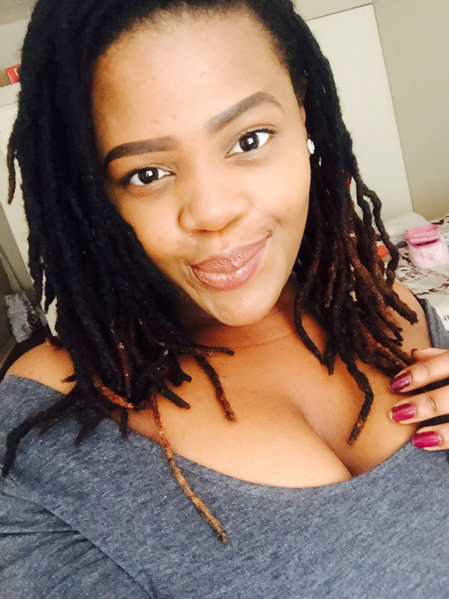 cnehshuga's tweet photo. #DreadheadChallenge 💃🏾💃🏾 https://t.co/yNggaUhG9E