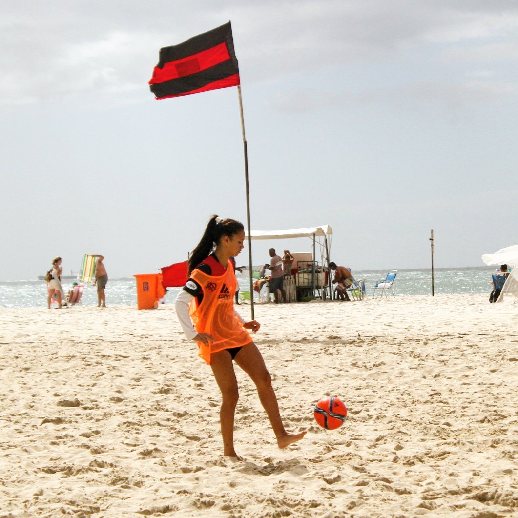 Siga o Flamengo Beach Soccer nas redes sociais:
FACEBOOK: /flamengobeachsoccer
TWITTER: <a href="/beachsoccerfla/">Flamengo BeachSoccer</a> 
INSTAGRAM: @flamengobeachsoccer
