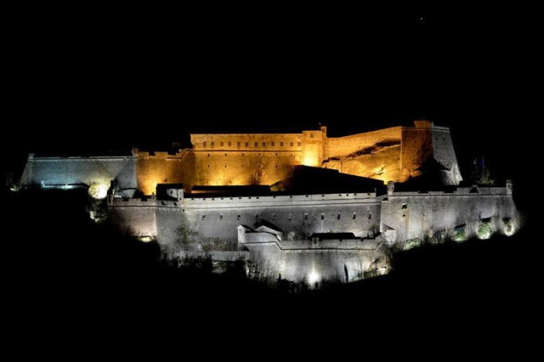 Milano: tante idee per un weekend fuori porta. Visita il <a href="/ForteGavi/">Forte di Gavi</a> #gratis in occasione di #domenicalmuseo

→ bit.ly/2016weekend49m…