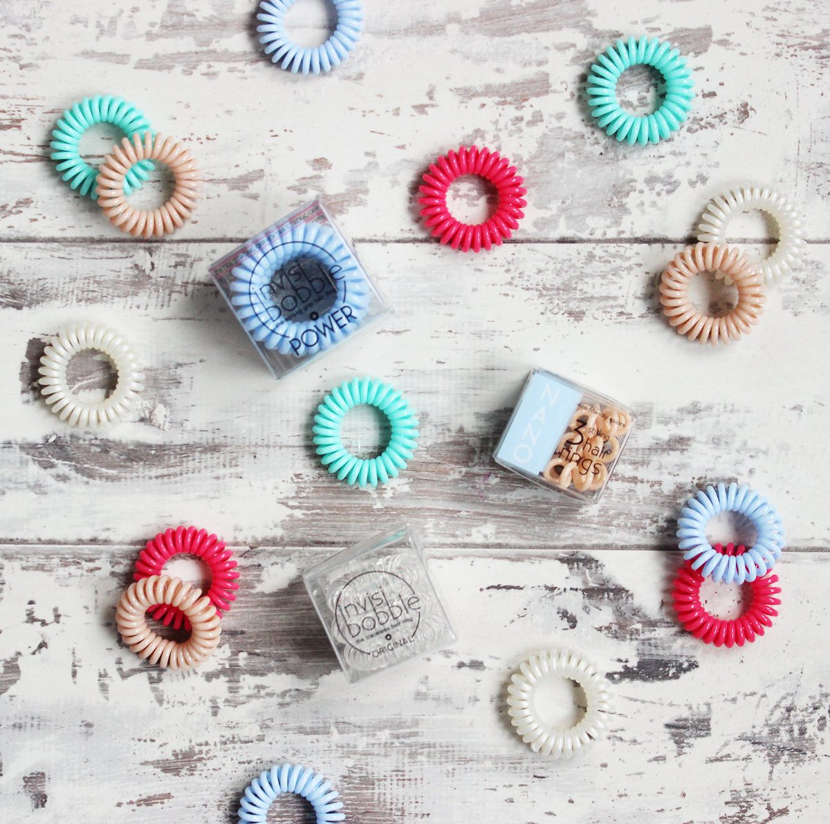 AHeadOfTime4's tweet photo. Invisibobbles make the perfect stocking stuffers! #countdowntochristmas #christmasgiftideas #ahotyxe #aheadoftimesaskatoon https://t.co/afFsd3LSh6