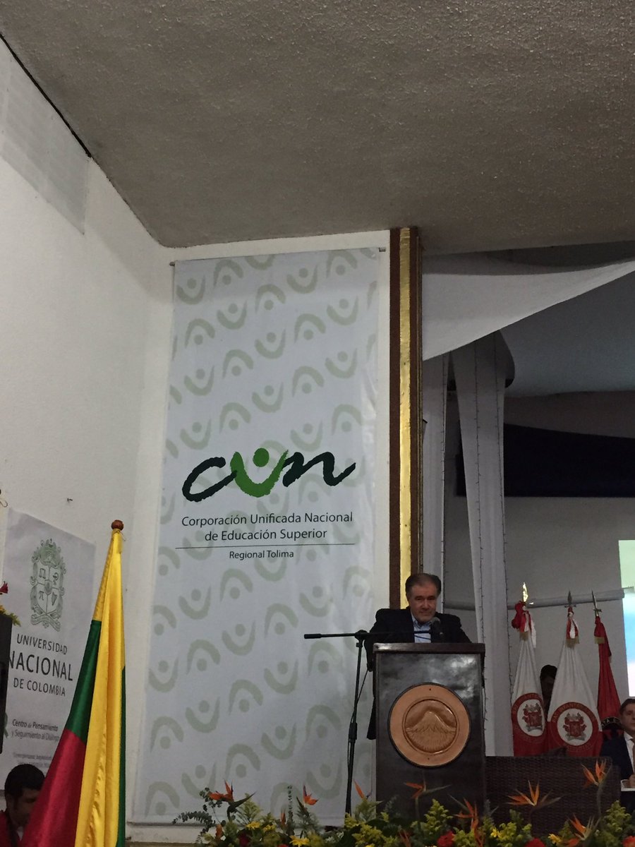 CAEEF1's tweet photo. El Profesor Alejo #CPSDP señala importancia de los diálogos para el fortalecimiento entra la sociedad y el Ejército #DialogosEjércitoFuturo https://t.co/jCjZjYhulX