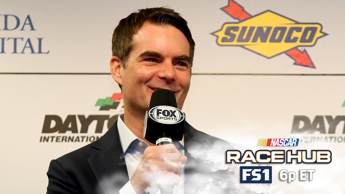 NASCARONFOX's tweet photo. Take a behind-the-scenes look at @JeffGordonWeb's 1st year in the @FOXSports broadcast booth. #NASCAR #RaceHub: 6p ET on @FS1. https://t.co/jJVP8bp4Q3