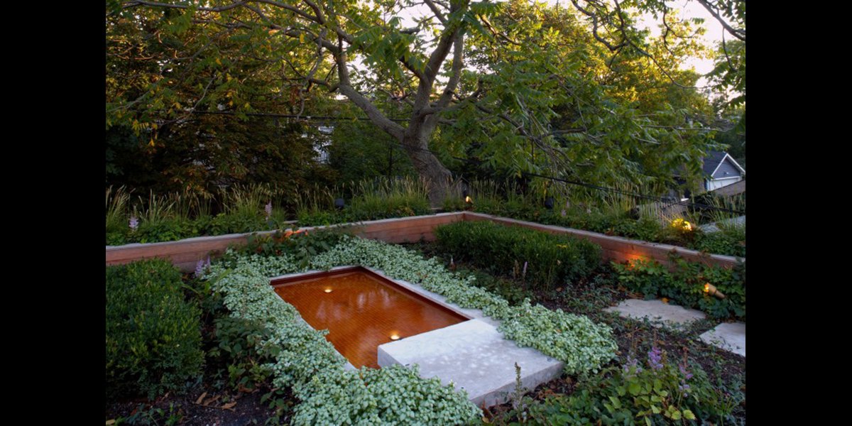 CanadianREHH's tweet photo. Magic! #Toronto's #CecconiSimone's #GreenRoof #Garden - #Houseporn https://t.co/oO10dDv5Az #LandscapeDesign https://t.co/NKLgLeXqyq