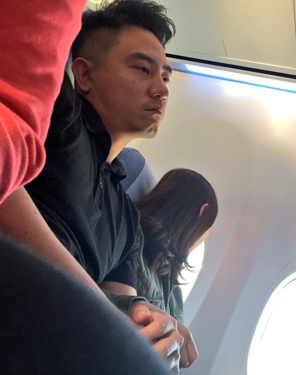 alter_ni_sir's tweet photo. Katabi ko sa plane from China. Ang sarap siguro upuan ni #chinesedaddy #libog #sarap #daddy https://t.co/zM0qyCMm5O