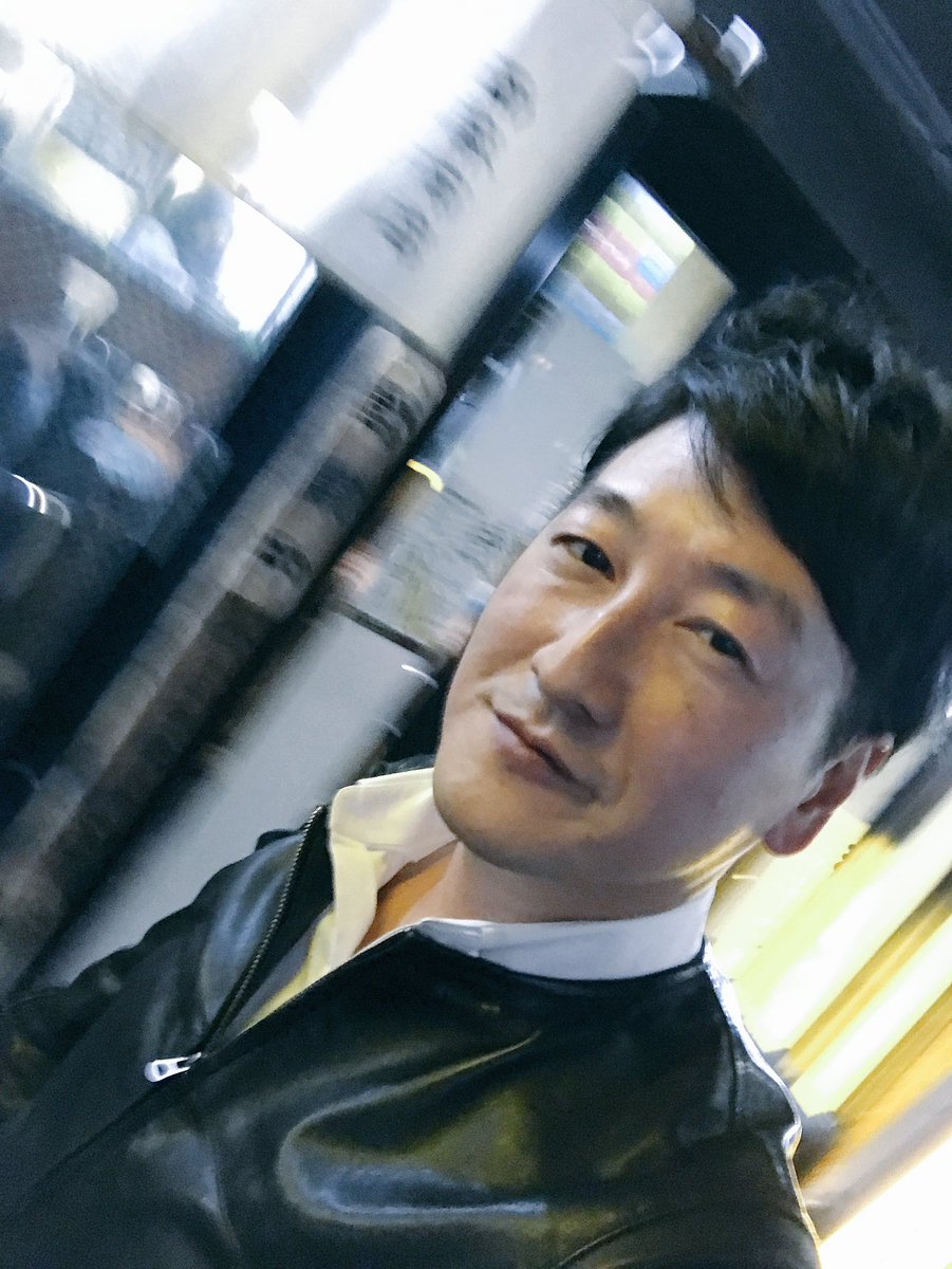 堀 潤 J U N H O R I いま収録が終わりました 元関東連合の柴田大輔さんのインタビュー 裏社会を そして学校に対して芽生えた不信の時代で葛藤した子供の頃を 一言では語りつくせぬ濃密な時間を後日 アベプラ で 村本さんもお疲れ様でした